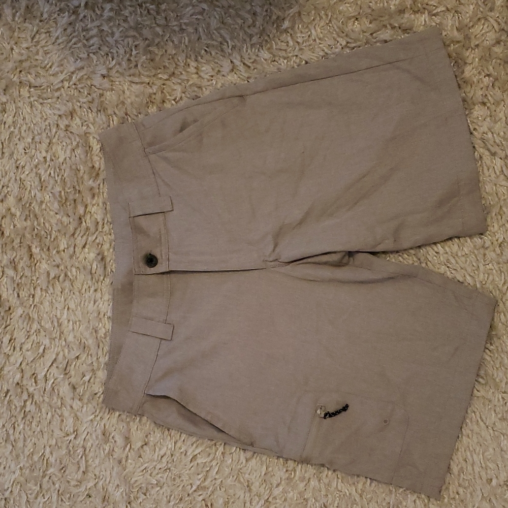 Men's Magellan khaki shorts size 30 (waist)